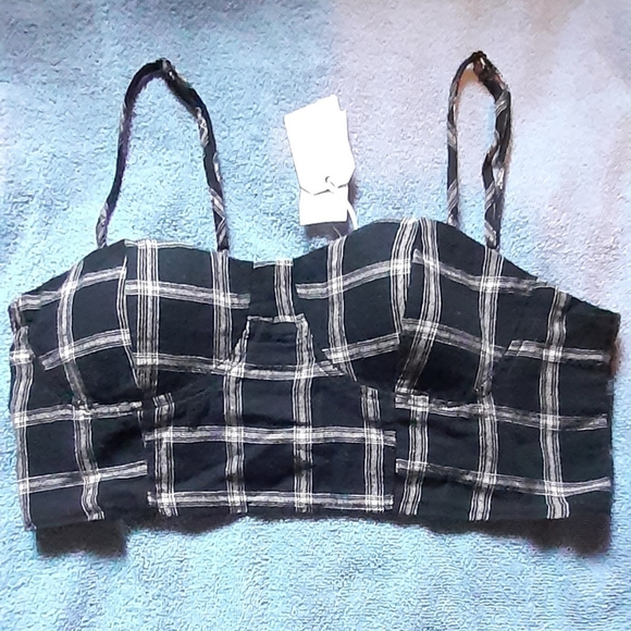 American Eagle Outfitters Tops - American eagle crop top